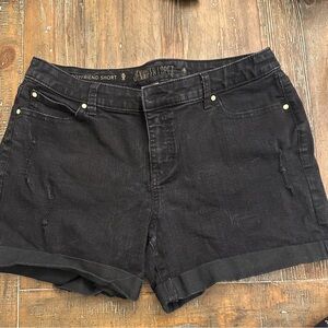 Jennifer Lopez distressed jean shorts